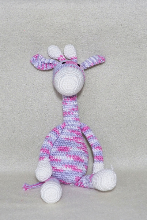 Handgemaakte gehaakte giraffe gemêleerd