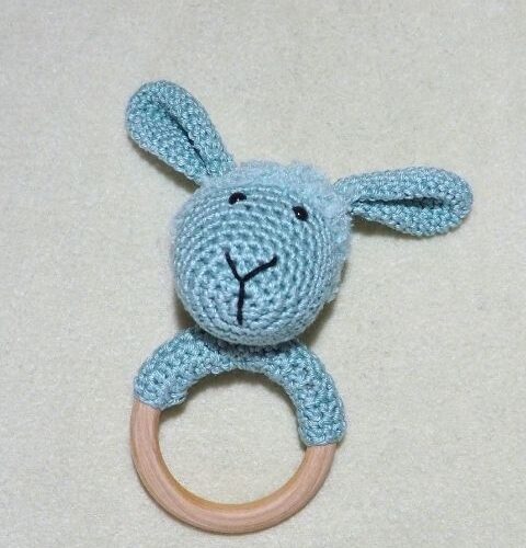 Gehaakte bijtring oud groen